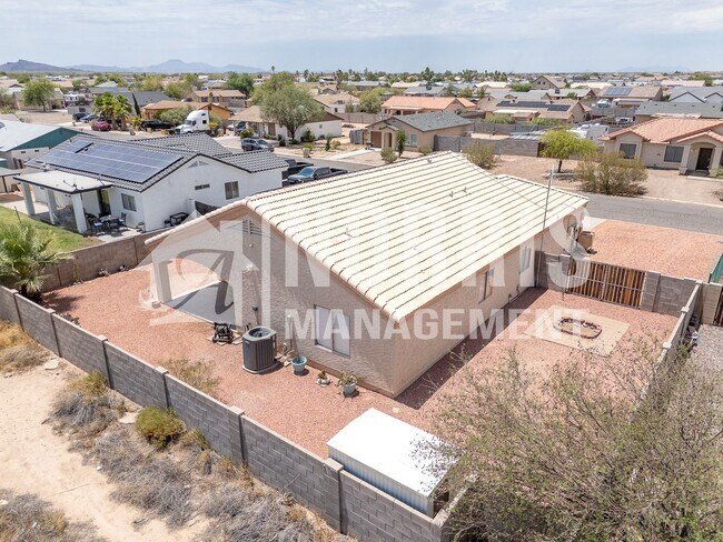 Building Photo - Nice Established Home in Arizona City
