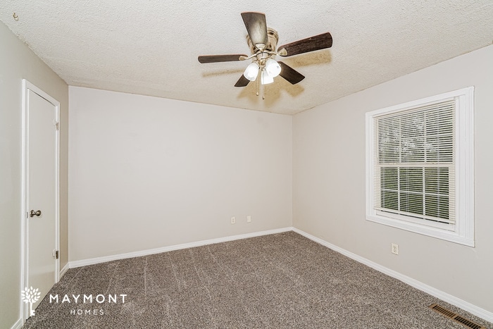 Building Photo - 908 Kathryne Cir