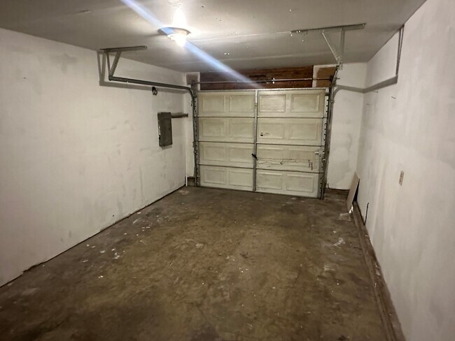 Building Photo - 1307 Sprague St NW