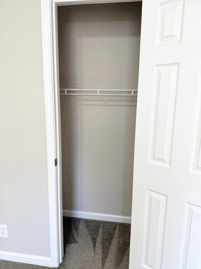 Building Photo - Newly Renovated Three Bedroom Close to Ft. Campbell