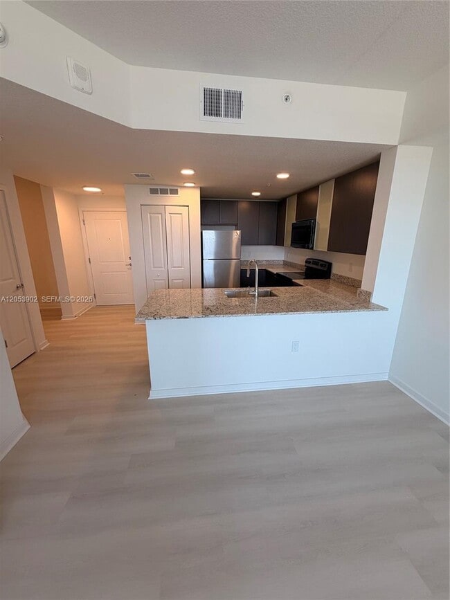 Building Photo - 5563 Millennia Park Dr