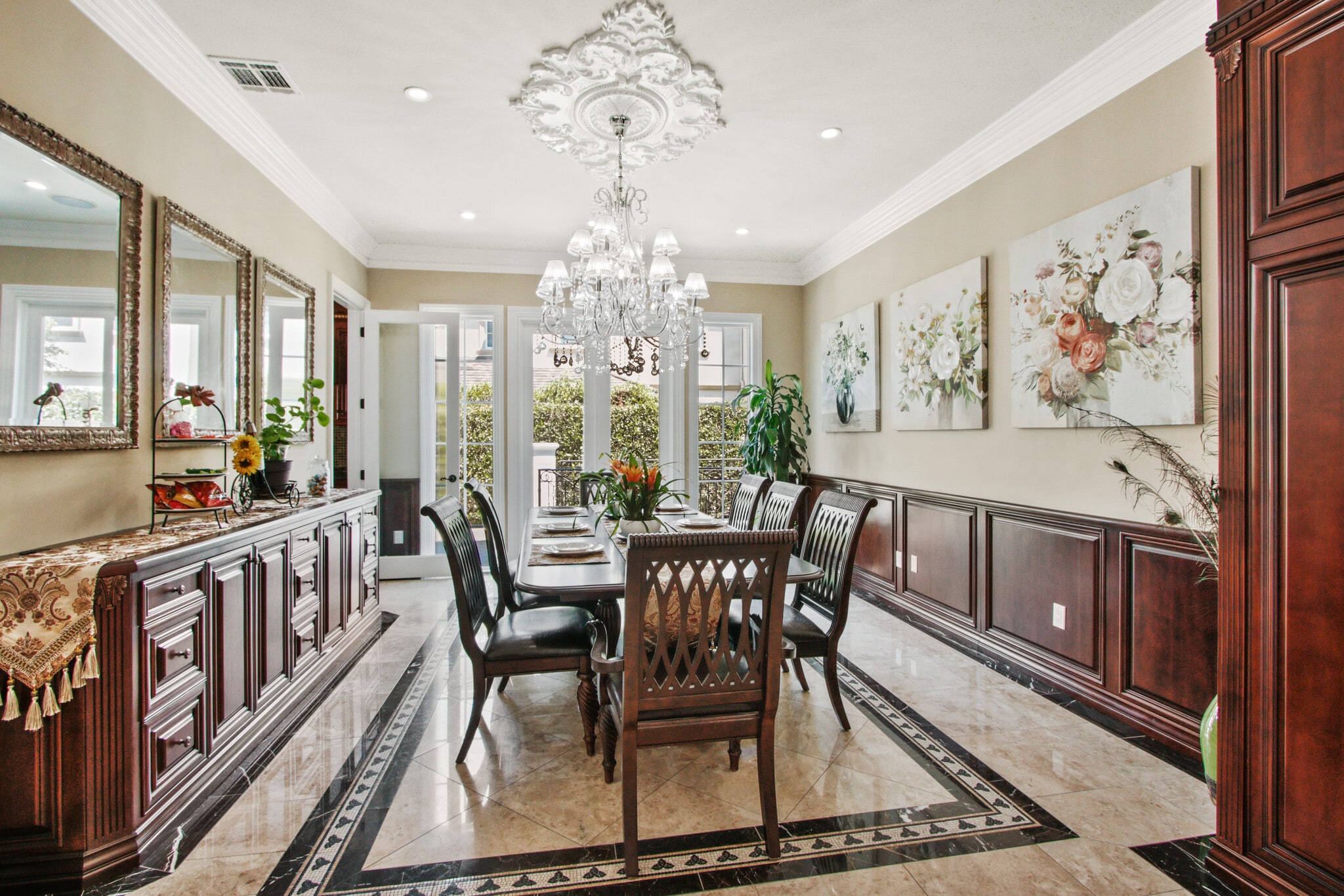 Building Photo - 1117 Encanto Dr