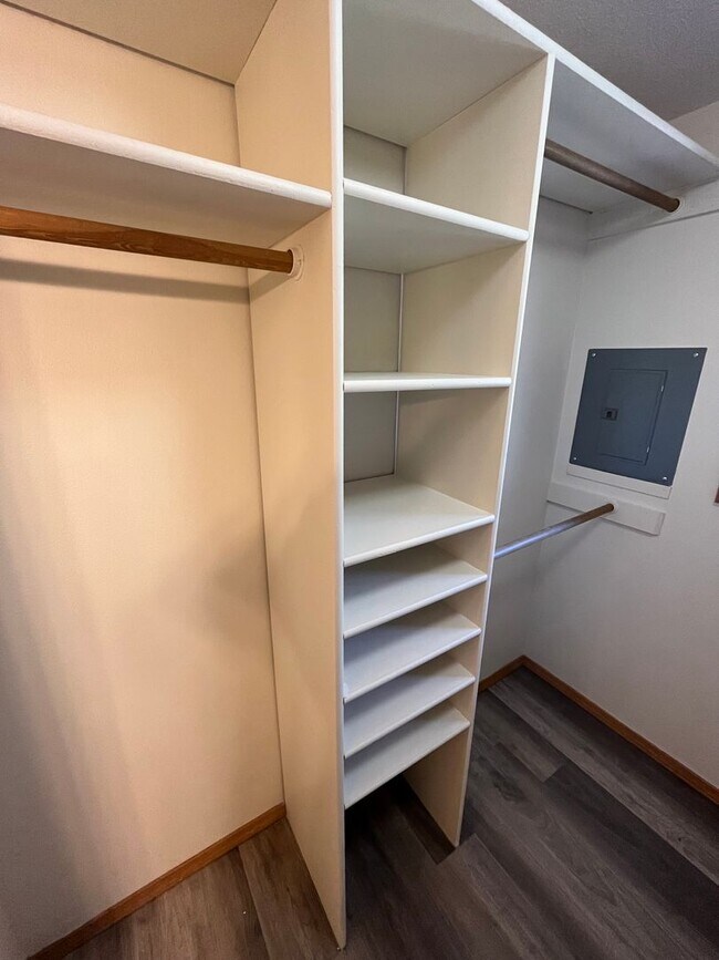 Building Photo - River Run Condos - 1 Bed/1 Bath Near Mille...