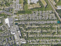 Building Photo - Colonial Crossing