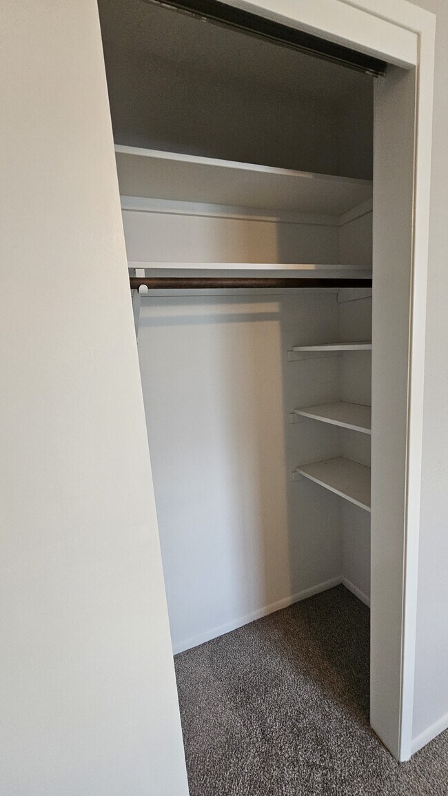 Building Photo - 1966 Modoc Dr