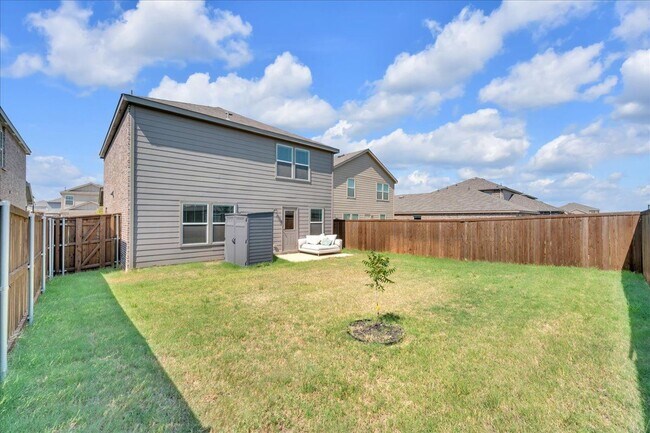 Building Photo - 14152 Calderwood St