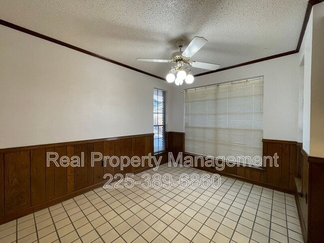 Building Photo - 6428 Chippendale Dr