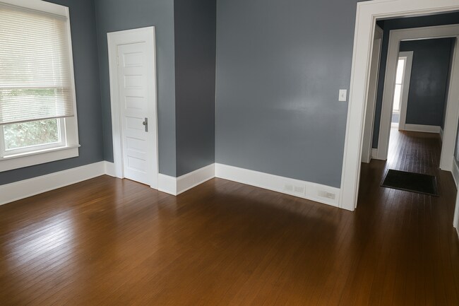 Building Photo - 952 Curry Pl
