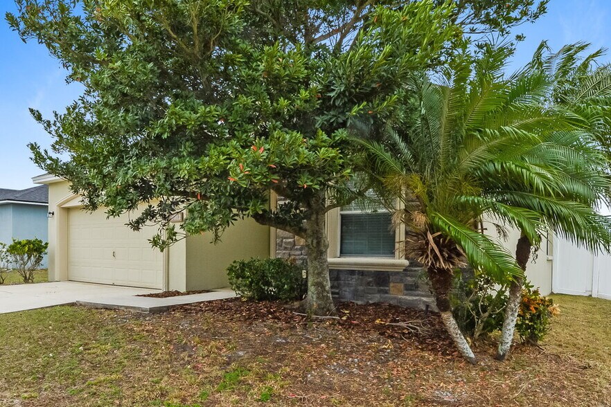 Building Photo - 7012 Brenton Manor Ln