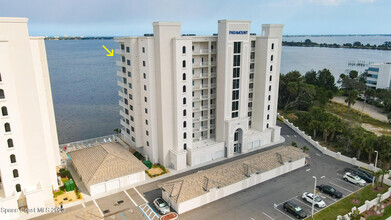 Building Photo - 1465 S Harbor City Blvd