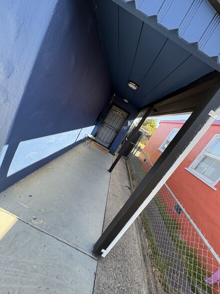 Building Photo - 2122 Florida Ave