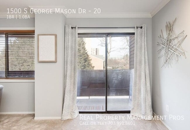 Building Photo - 1500 S George Mason Dr