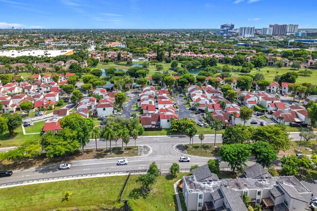 Building Photo - 693 NW 102 Pl