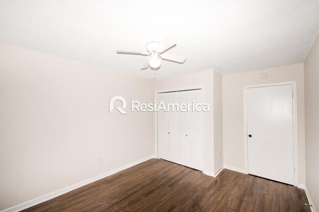 Building Photo - Newly Renovated 4/2 in Southaven