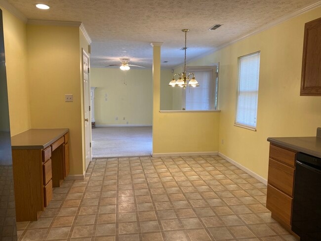 Building Photo - 8206 Gamblers Choice Trl