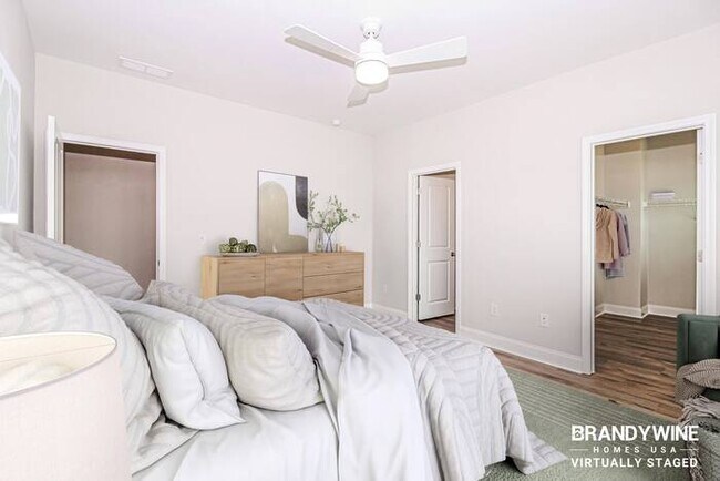 Building Photo - 1032 Wildflower Dr