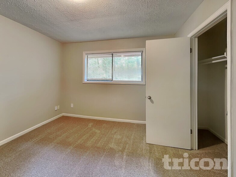 Building Photo - 209 Park Pl Dr