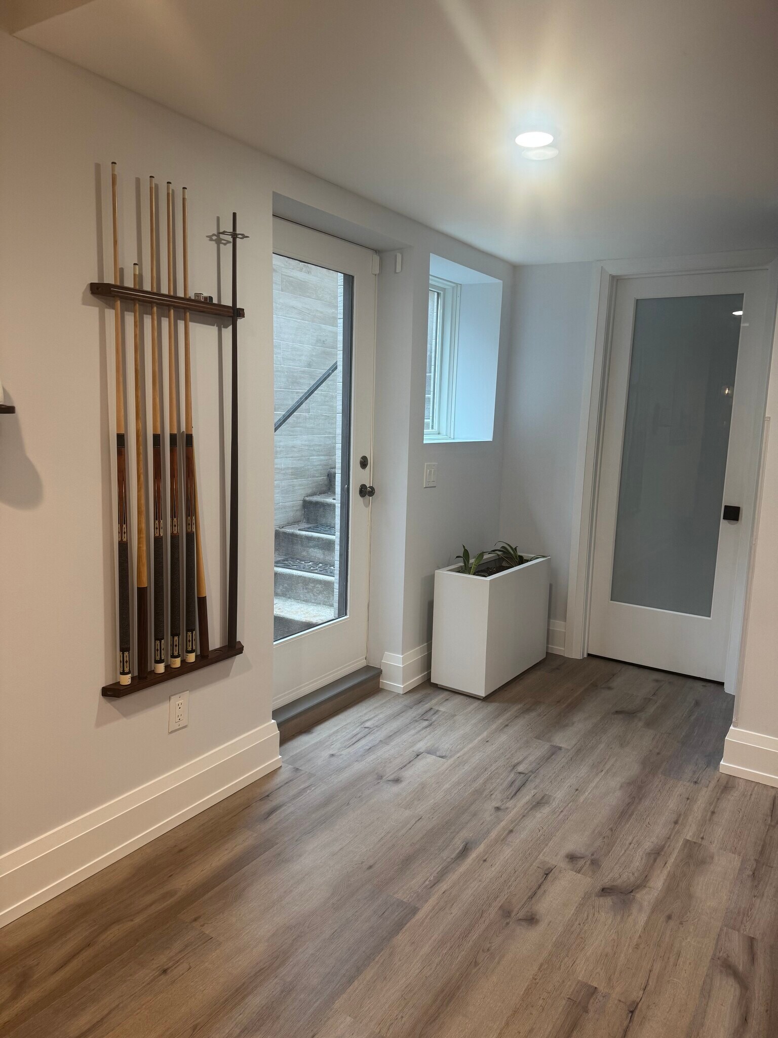 Building Photo - 230 S 3rd St