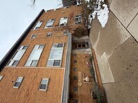 Building Photo - 7400 N Sheridan Rd