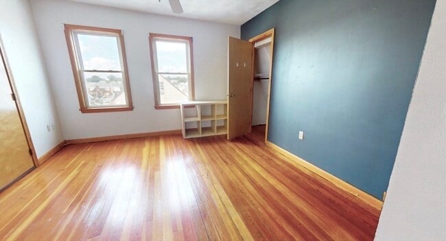 Building Photo - 27 Princeton St