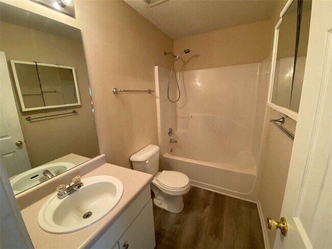 Building Photo - 4553 Era Trce