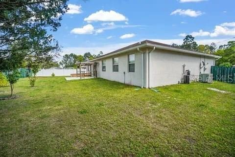 Building Photo - 55 Pecan Pass Trail