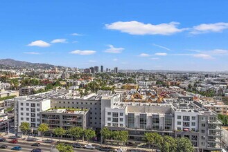 Building Photo - The Huxley