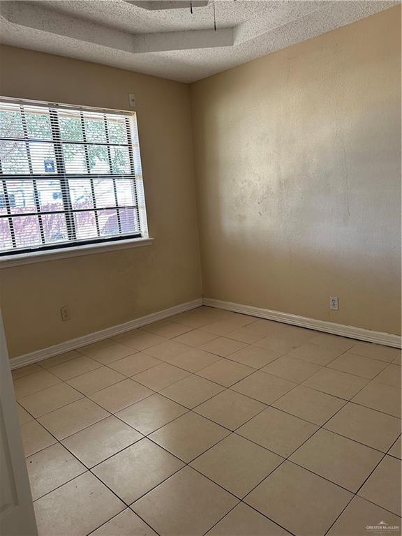 Building Photo - 35 Floresta St