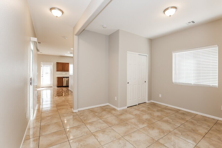 Building Photo - 3533 Terneza Ave
