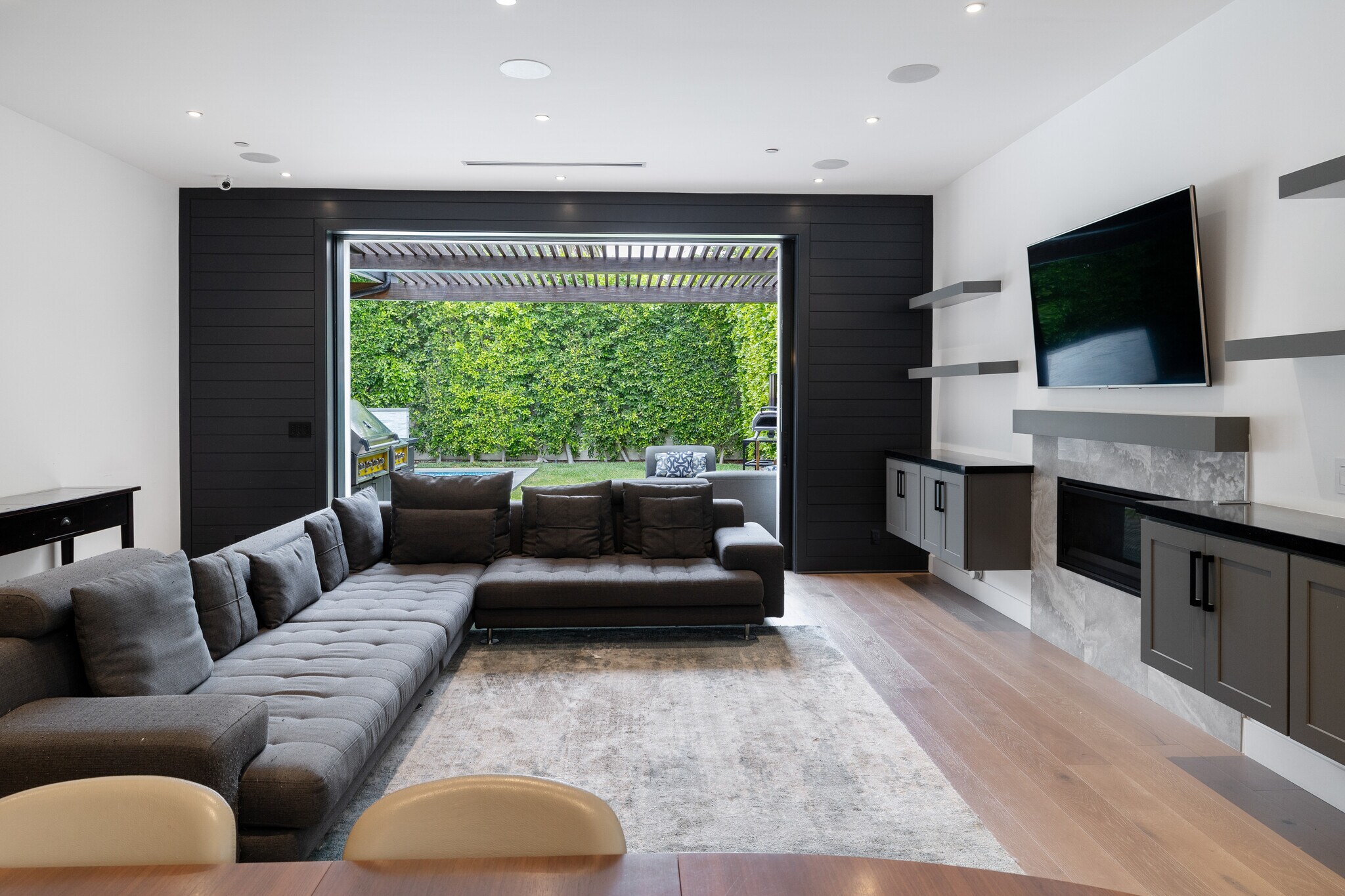 Building Photo - 14717 Otsego St