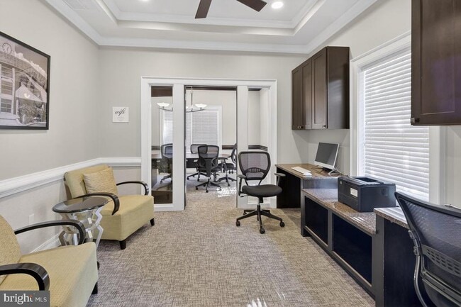Building Photo - 1447 Sierra Dr