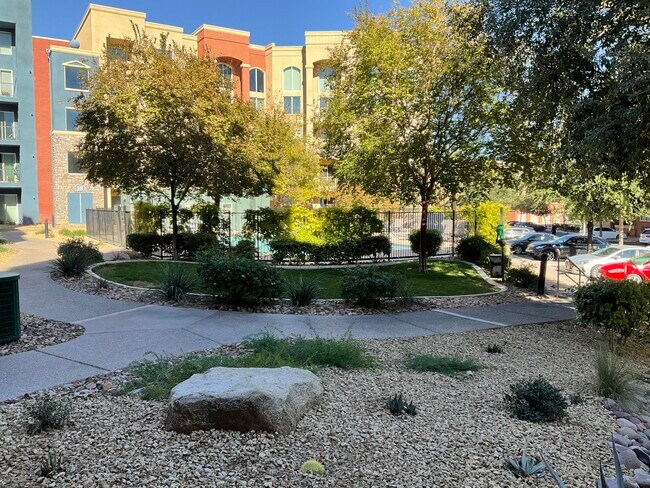 Building Photo - 38 E Serene Ave