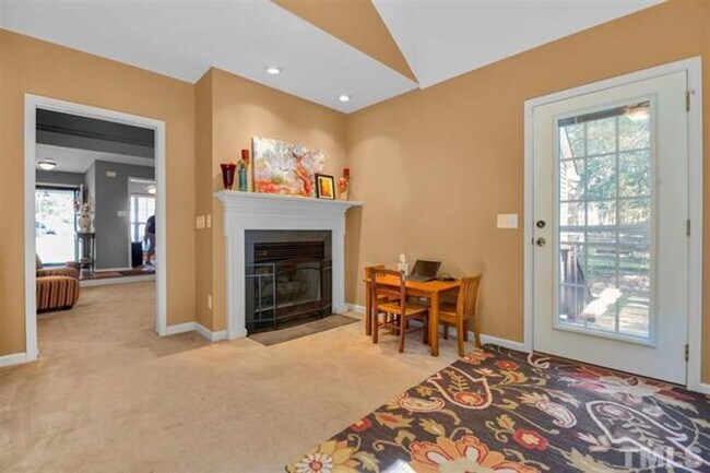 Building Photo - Ranch Home Available - Walk to Downtown Wake Forest!