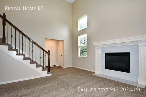 Building Photo - 14807 Robinson St