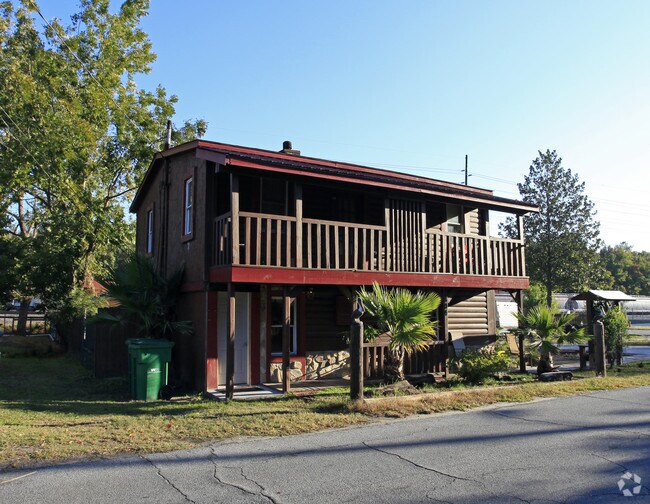 Building Photo - 3804 Old Louisville Rd