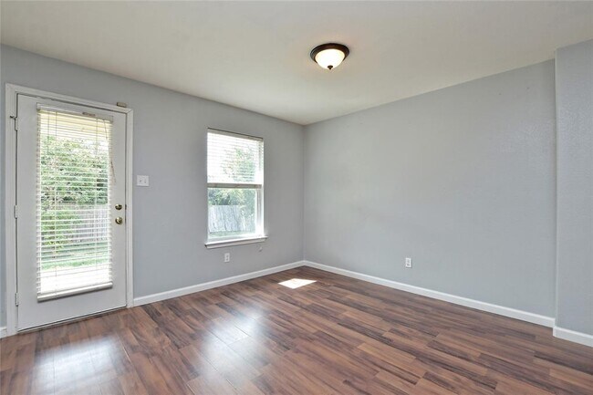 Building Photo - 18612 Great Falls Dr