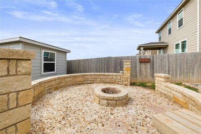Building Photo - 300 Wilhem Wy