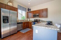 Building Photo - Avilla Tanque Verde