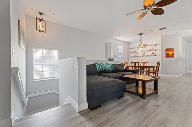 Building Photo - 113 Lighthouse Cir