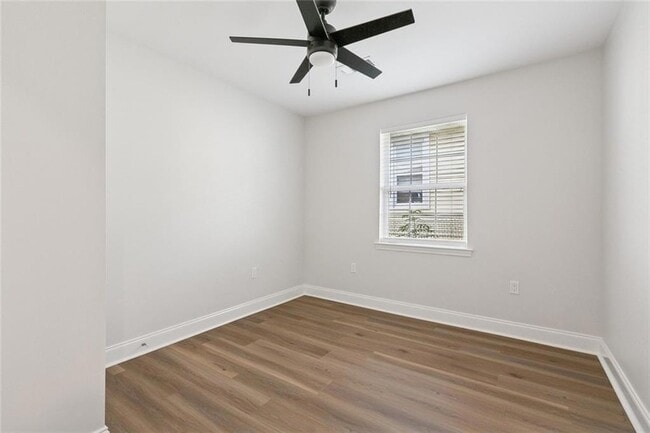 Building Photo - 211 Newman Ave