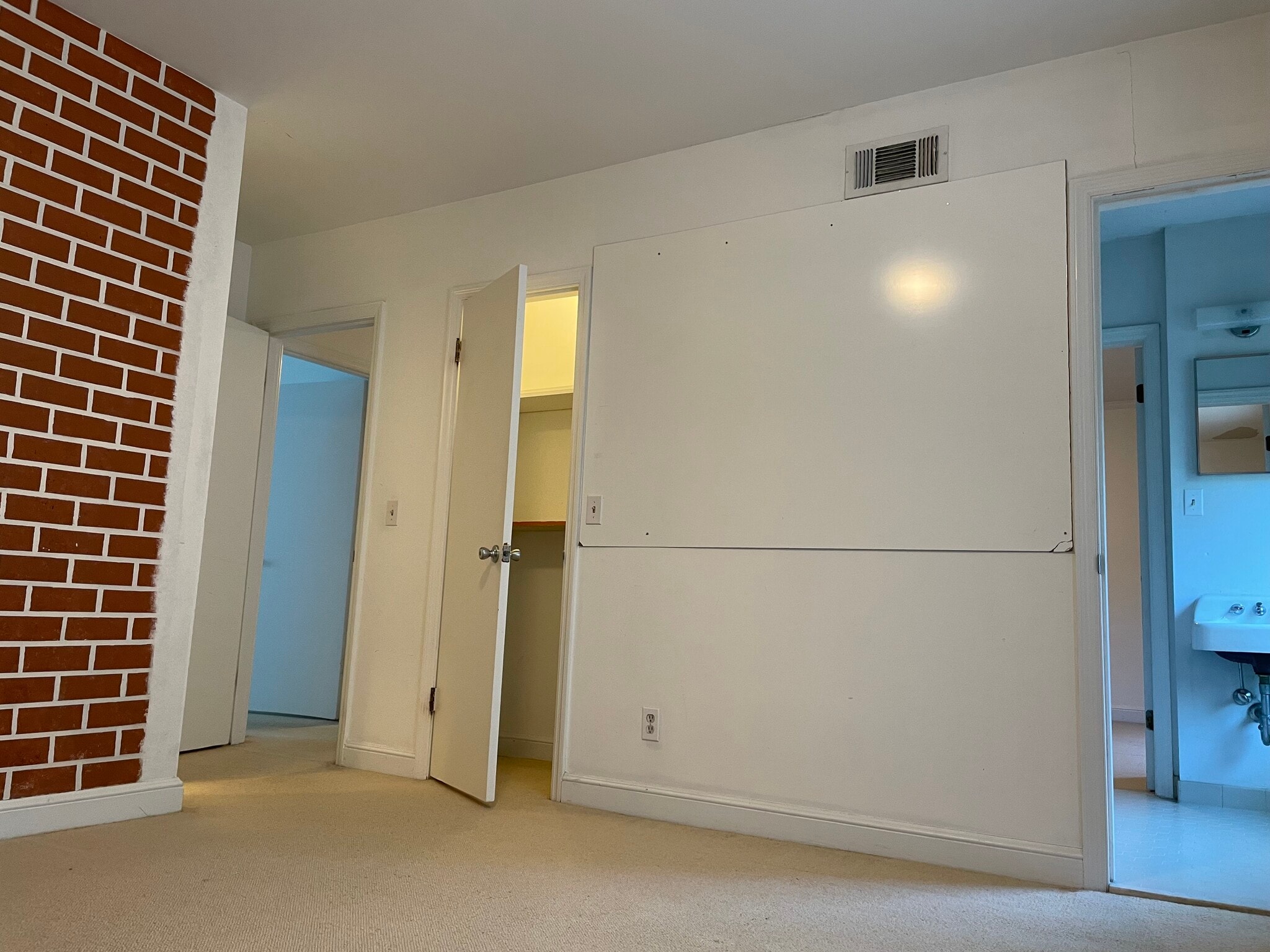 second bedroom w locks - 777 Houston Mill Rd NE