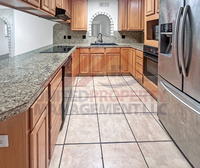Building Photo - 3 bedroom 2 bathroom house for rent Carlsb...