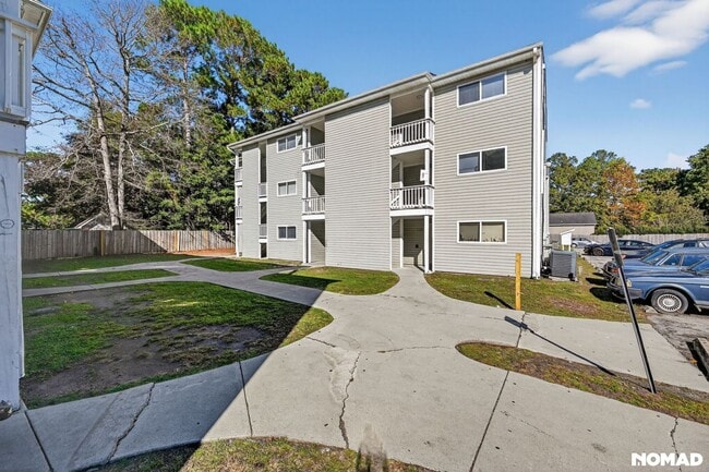 Building Photo - 209 Sunn Aire Ct