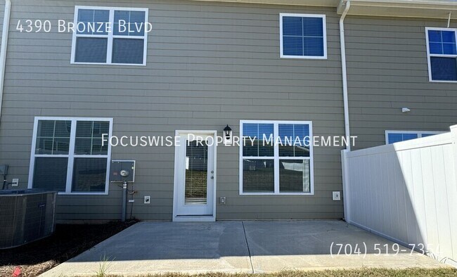 Building Photo - 4390 Bronze Blvd