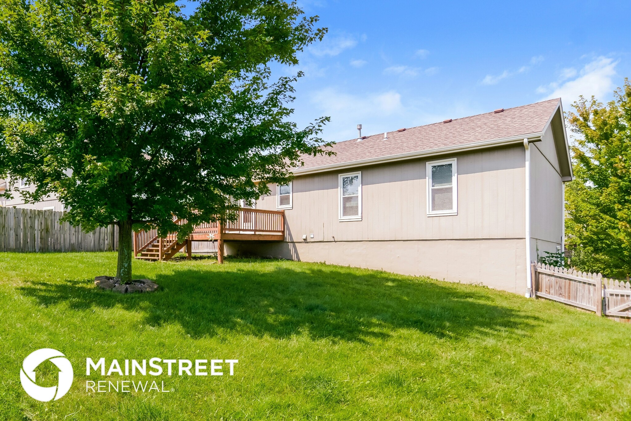 Building Photo - 8637 N Capitol Ave