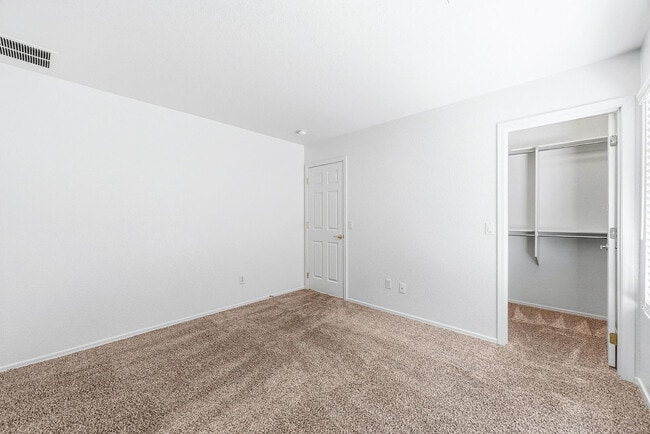 Building Photo - 2899 W White Canyon Rd