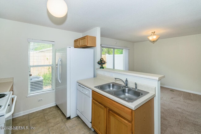 Building Photo - 10550 Autumn Trace Rd