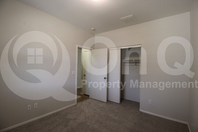 Building Photo - 7425 W Darrel Rd