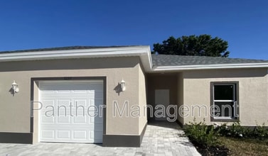Building Photo - 1062 San Cristobal Ave