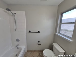 Building Photo - 712 Moss Wood